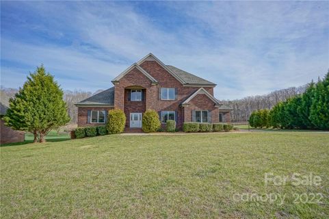 1043 Hastings Court sold home in Wellington Estates, China Grove, NC