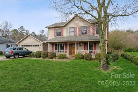 2332 Fernridge Lane