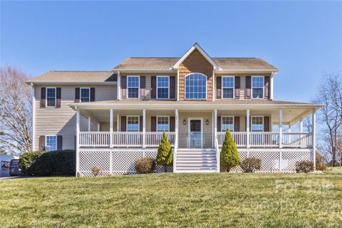 63 Bear Creek Hills Drive sold home in Bear Creek Hills, Leicester, NC