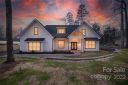 1409 Breezewood Drive sold home in Charlotte, SC