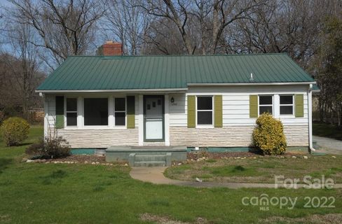 1308 Hillsboro Street sold home in Melrose Heights, Salisbury, NC