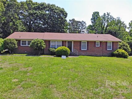 615 Kentberry Drive