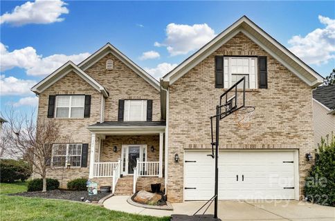 121 Planters Drive