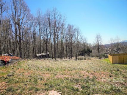 125 Meadow Breeze Road sold home in Glenn Bridge Meadows, Arden, NC