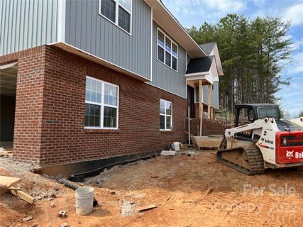 6091 Isaiah Court sold home in Catawba Pointe, Hickory, NC