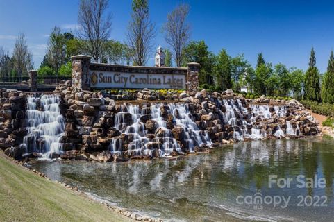 7410 Carolina Jessamine Court