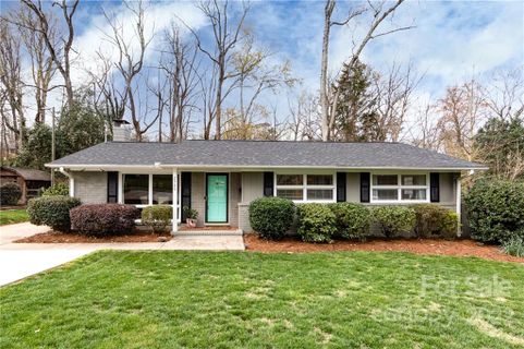 2906 Spring Valley Road