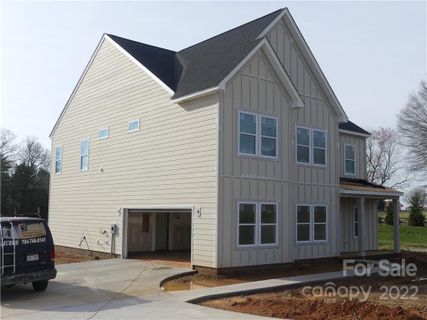 3710 Old Village Drive sold home in Old Village, Maiden, NC