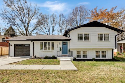 5924 Charing Place