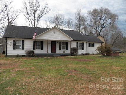 1377 Woodmere Lane sold home in Woodmere, Clover, SC
