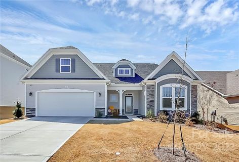 208 Heatherland Drive