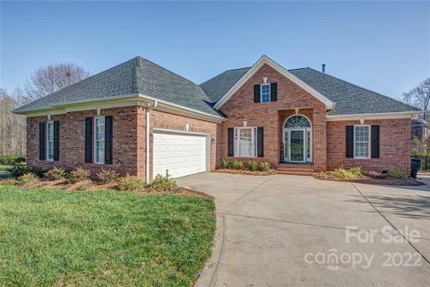 5203 Featherstone Court