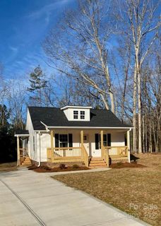 1561 Mack Drive