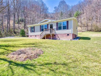 298 Bradley Street sold home in Bradley Heights, Waynesville, NC