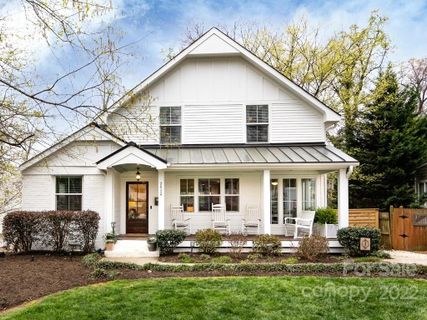2424 Kingsbury Drive