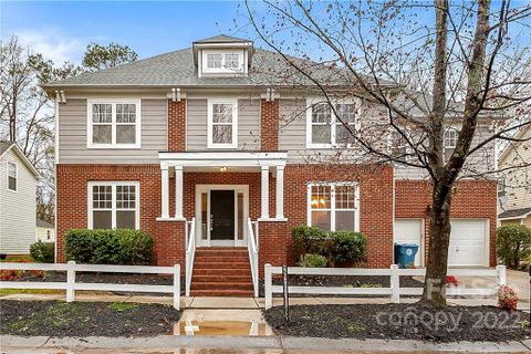 17919 Crossing Circle