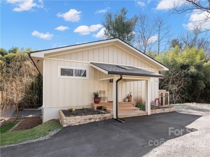 506 Hiawassee Avenue