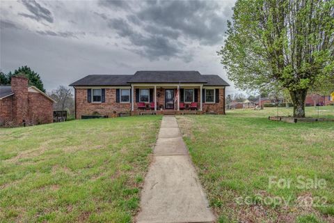 1700 Moss Court