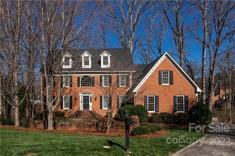 2200 Whilden Court