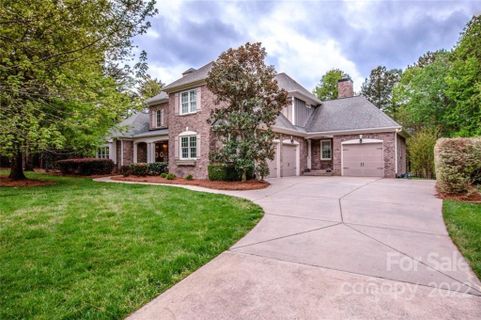107 Barefoot Lane