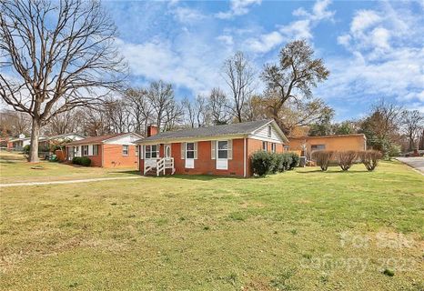4900 Galax Drive sold home in Bingham Park, Charlotte, NC