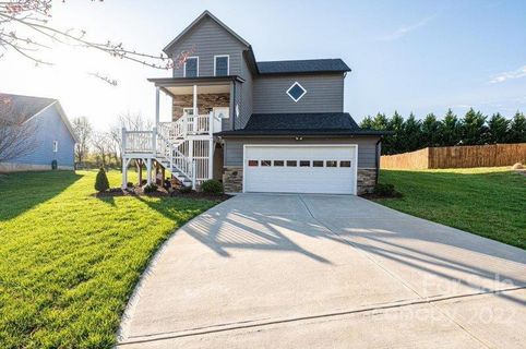 1644 Buffett Circle sold home in Berkshire Place, Hickory, NC
