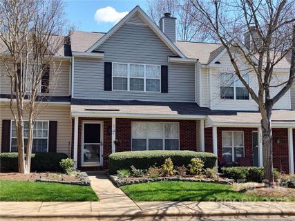 5726 Cougar Lane