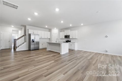 631 Sagecroft Lane 51