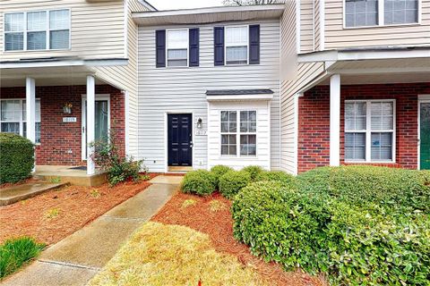 10117 Forest Landing Drive