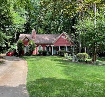 104 Higgins Lane