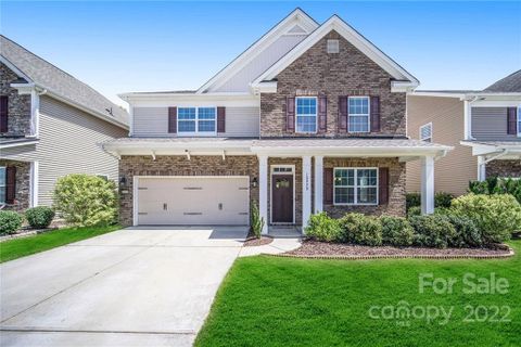 10998 River Oaks Drive