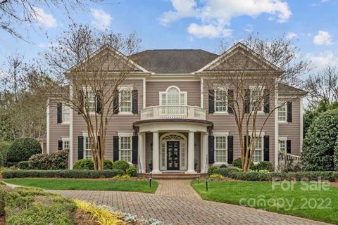 9118 Heydon Hall Circle
