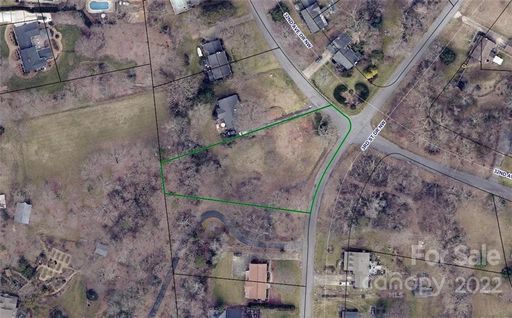 3145 3rd Street Drive 43 sold home in Northmoor, Hickory, NC