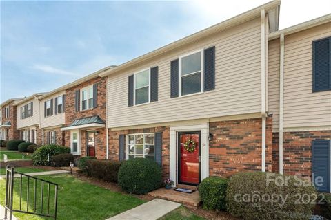 2705 N Center Street 54