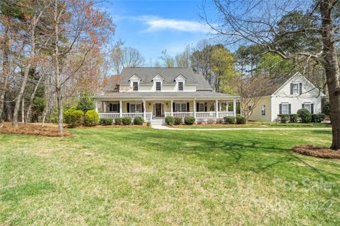 Previously sold for $870,750