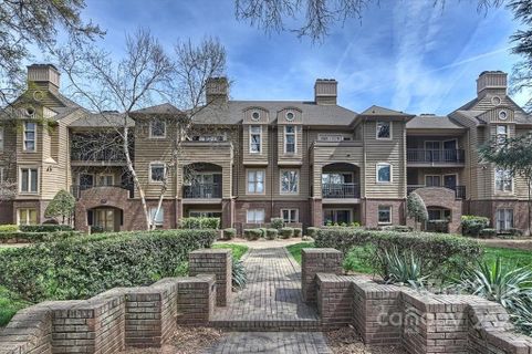 Previously sold for $320,000