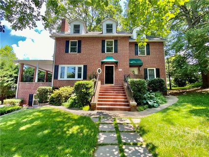 1316 Hyman Avenue sold home in Hyman Heights, Hendersonville, NC
