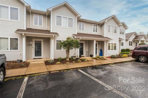 3373 White Oak Court sold home in WHITE OAK MANOR, Claremont, NC