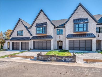 401 Audrey Place sold home in Sutton Hall, Charlotte, NC