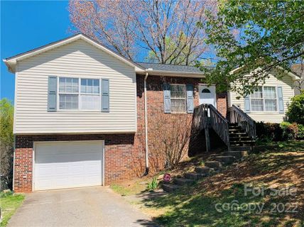 1210 39th Street Circle