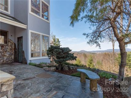 9 Citadel Lane sold home in Trenholm Woods, Hendersonville, NC