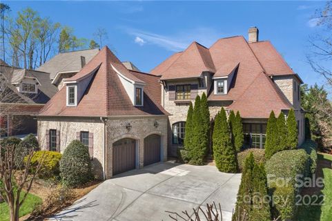 812 Verney Lane