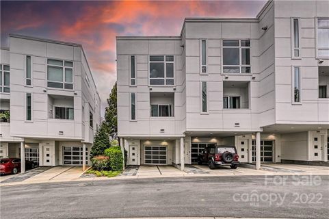 326 Viburnum Way Court