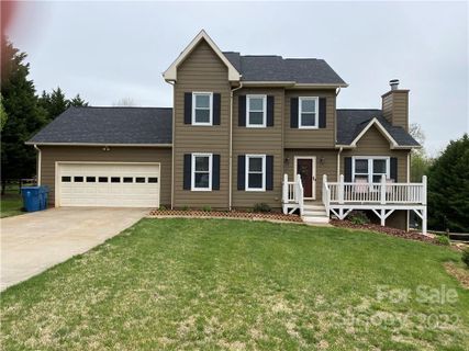 5511 Winding Oak Drive sold home in Maple Crest, Hickory, NC