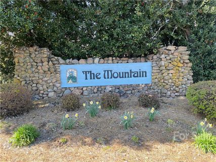 307 Spanish Oak Lane 71