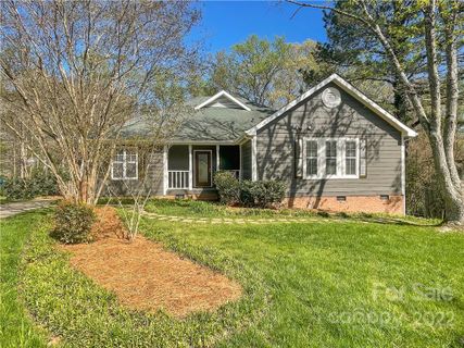 8814 Rittenhouse Circle