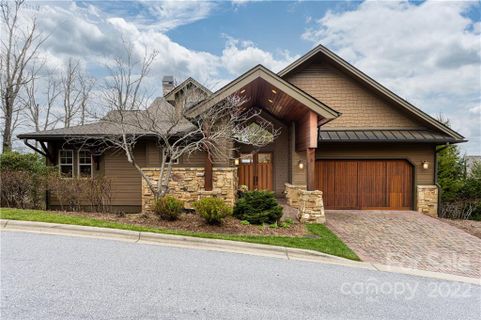 3 South Point Drive 437 sold home in Reynolds Mountain, Woodfin, NC