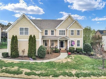 1008 Woodkirk Lane