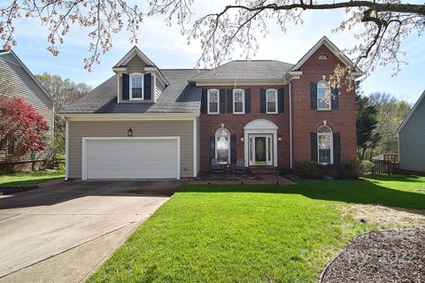 3863 Meadow Ridge Drive