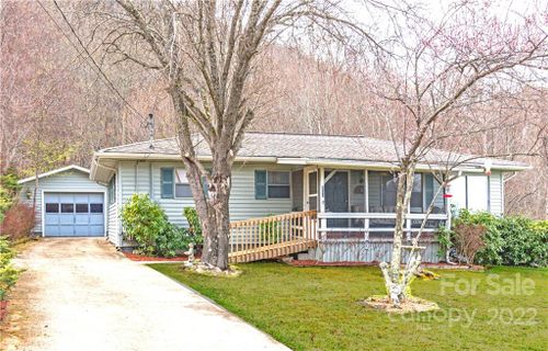 200 Atari Road sold home in Skyland Terrace, Waynesville, NC